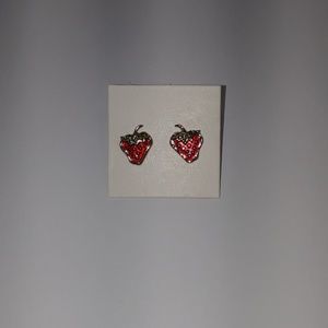 Avon Fashion Accents Pierced Errings